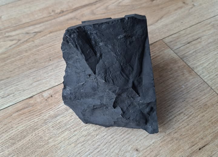 Grote Shungite Stenen 4 Grote Shungiet steen