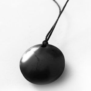 Shungite hanger lens