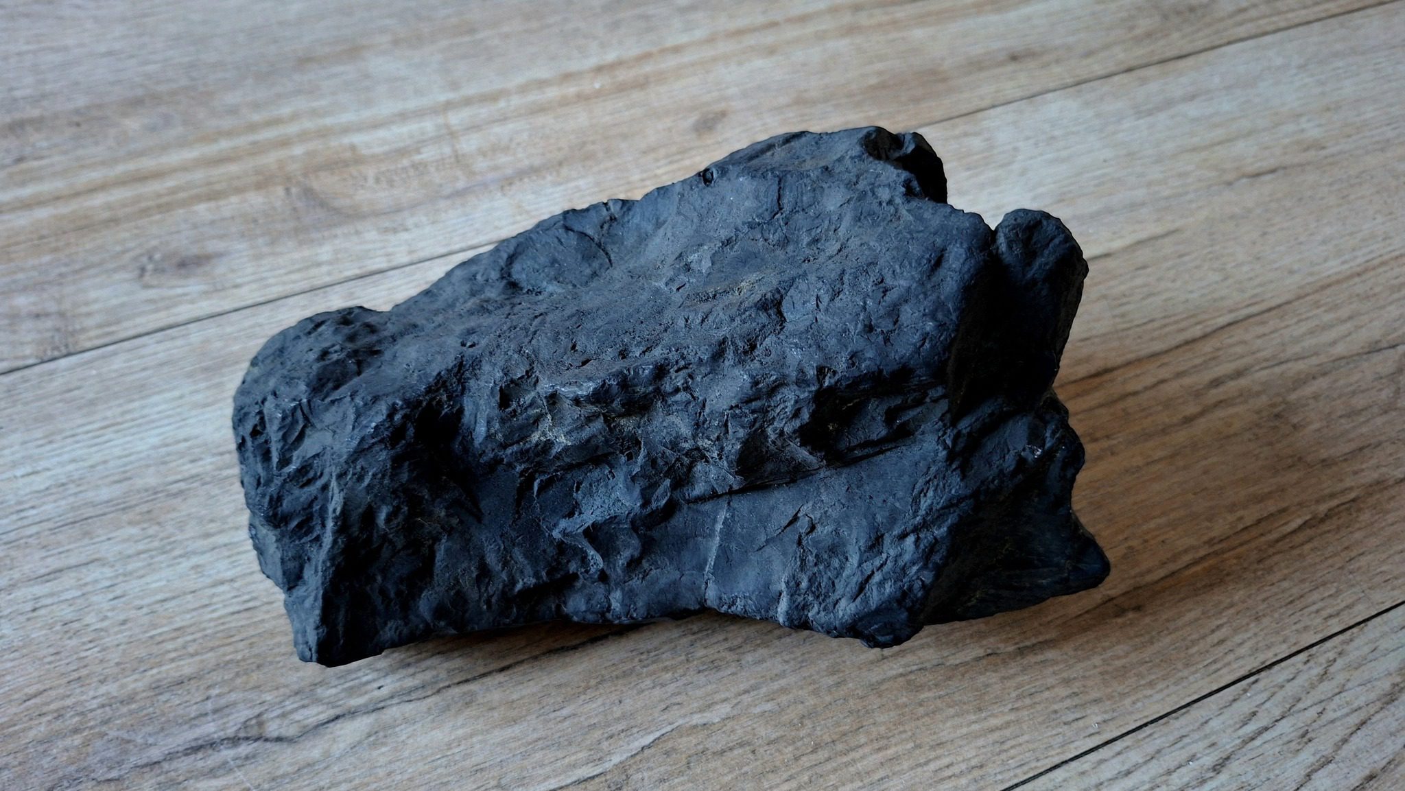 Shungite Nederland 13 Grote Shungite steen